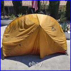 MSR Hubba Hubba 2 Person Backpacking Tent Read Description