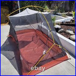 MSR Hubba Hubba 2 Person Backpacking Tent Read Description